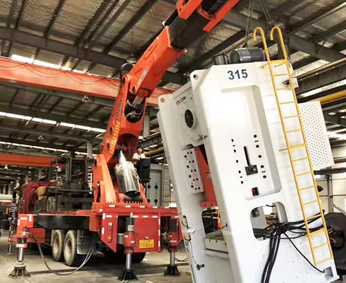 鹰潭月湖附近随车吊出租，轻松解决运输难题