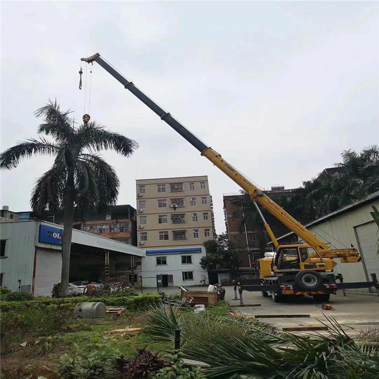 鹰潭月湖12吨吊车出租一天的收费标准是什么