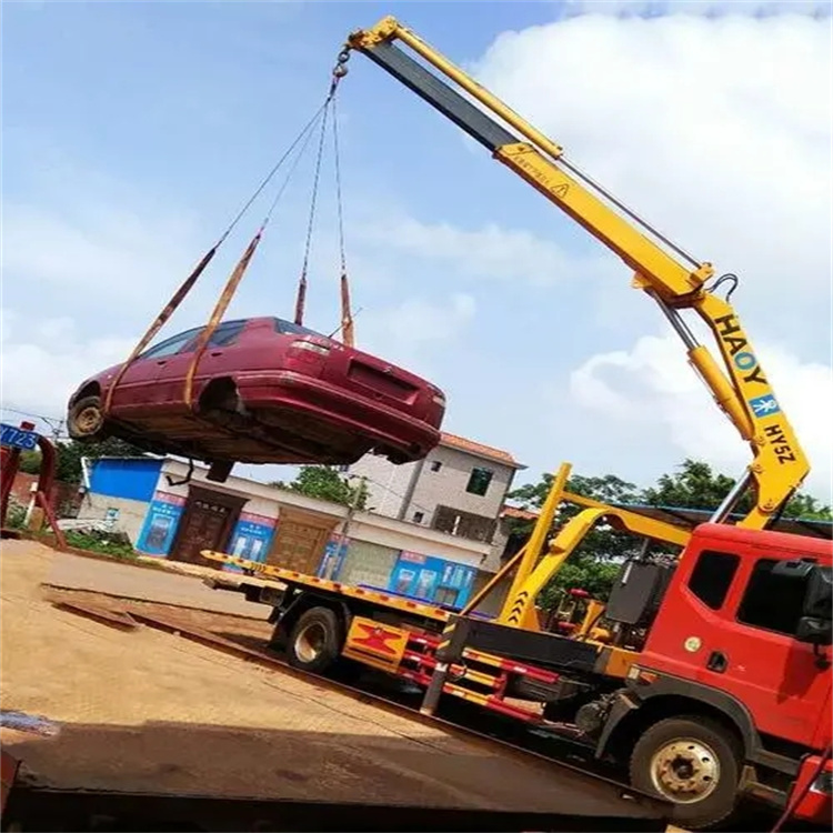 鹰潭月湖吊车救援小汽车怎么吊