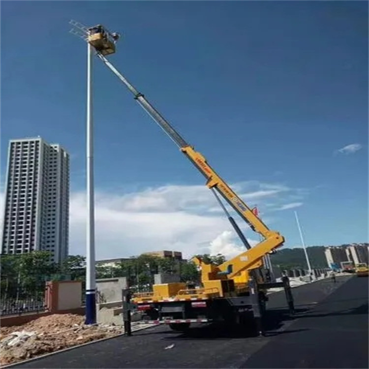 鹰潭月湖维修路灯的曲臂升降车出租