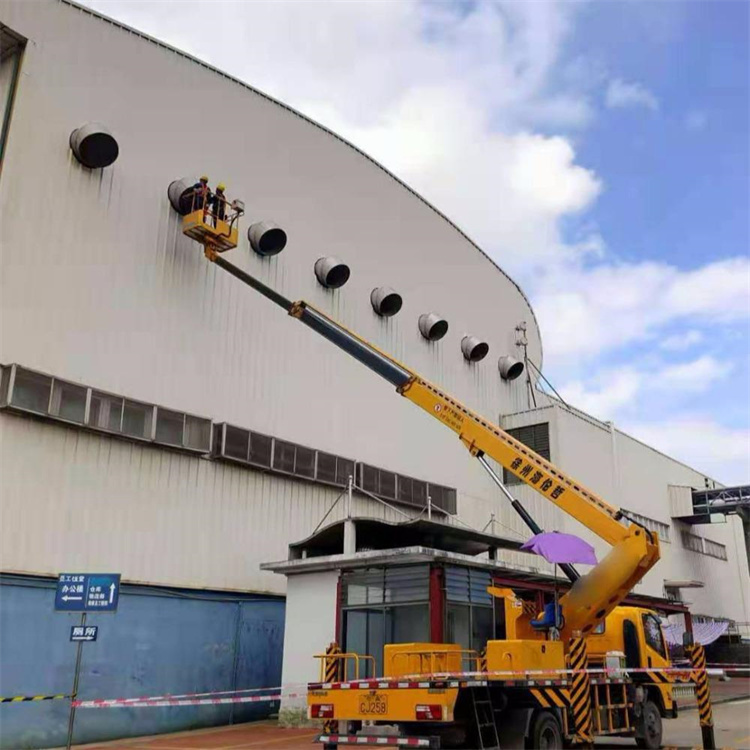 鹰潭月湖高空作业车出租服务：专业广告牌安装解决方案