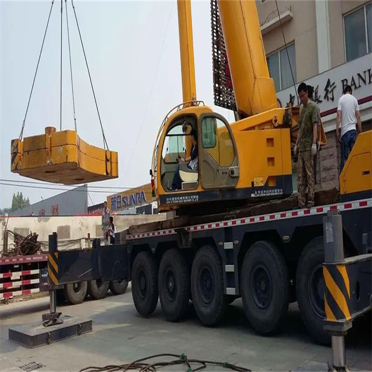 鹰潭月湖当地吊车出租|机器吊装|75吨|工厂搬迁服务